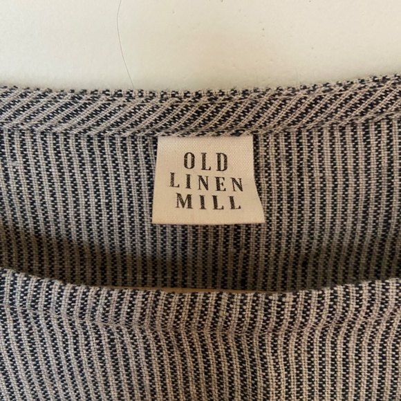 Old Linen Mill Long Sleeve Linen Top - Picture 3 of 3